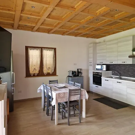 Stazzona, Casa A Punta, Vista Meravigliosa 샬레 Stazzona